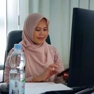 MUNIROTUL AISIYAH, M.Pd/ Bendahara Pengelolaan Dana BOS